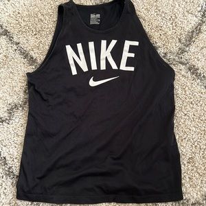 Nike size small work out tank like new condition